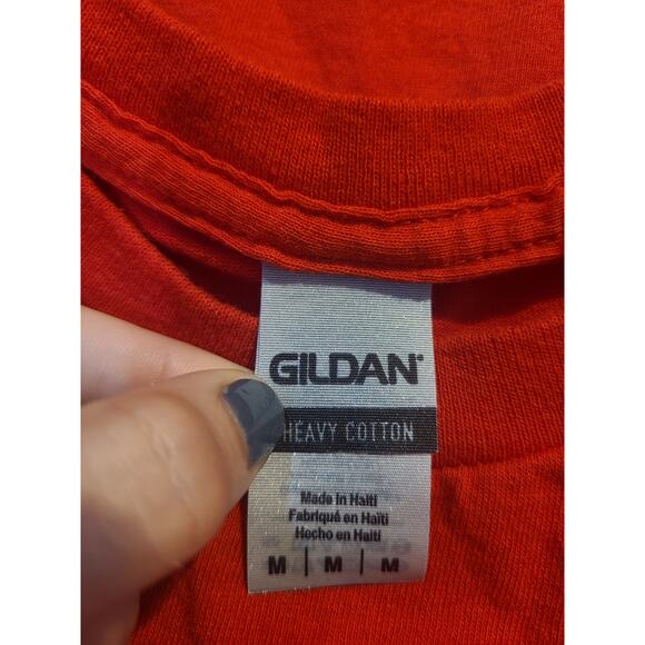 Gildan medium women's graphic tee - Picture 5 of 8
